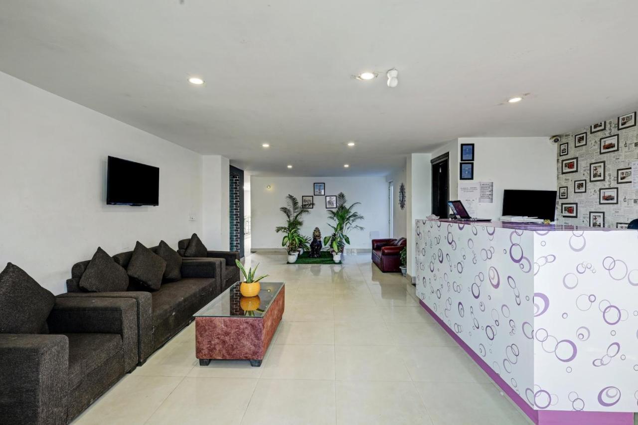 Super Townhouse Tipsyy Near Bestech Central Square Mall Gurgaon Exterior foto