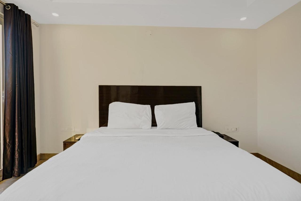 Super Townhouse Tipsyy Near Bestech Central Square Mall Gurgaon Exterior foto