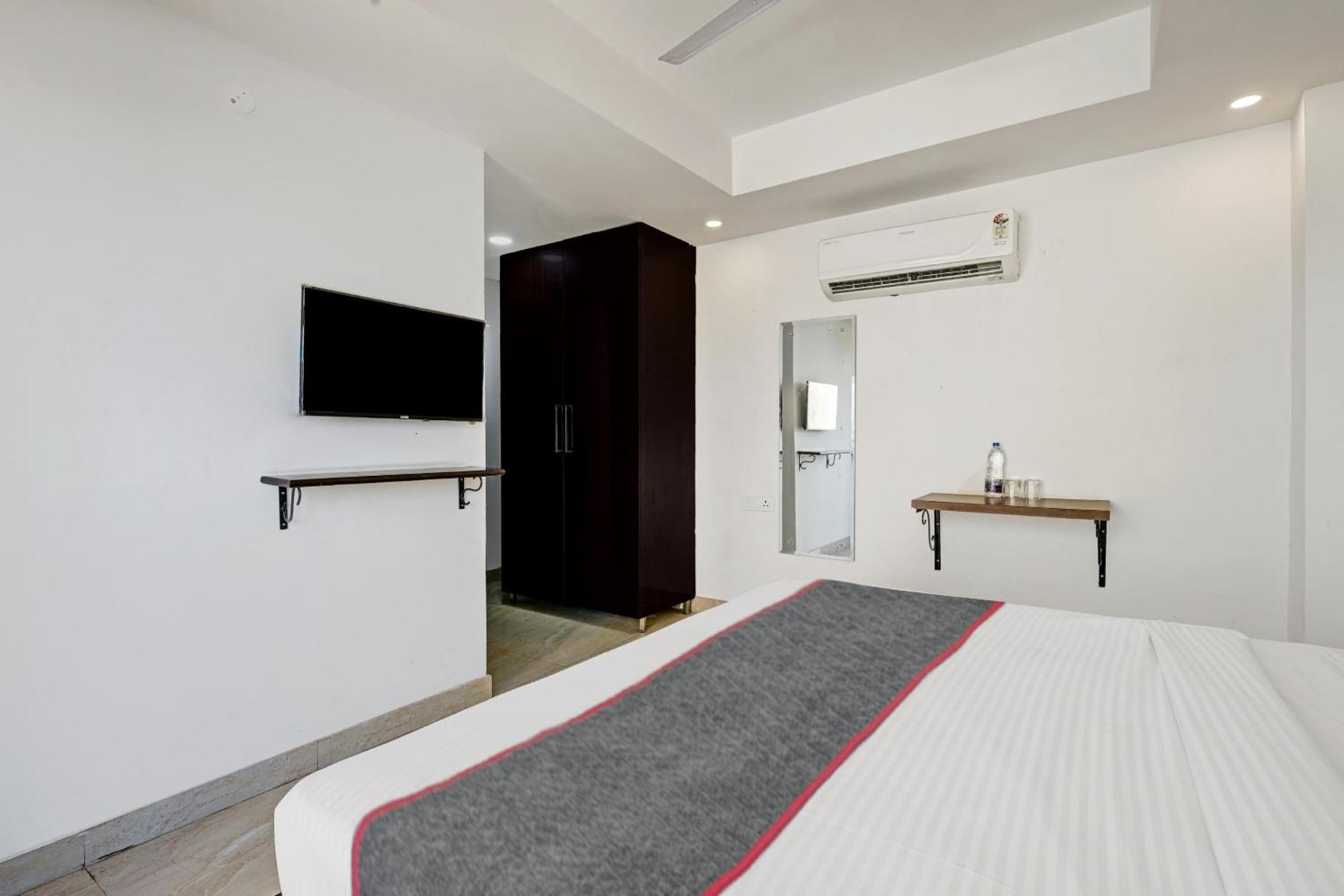 Super Townhouse Tipsyy Near Bestech Central Square Mall Gurgaon Exterior foto
