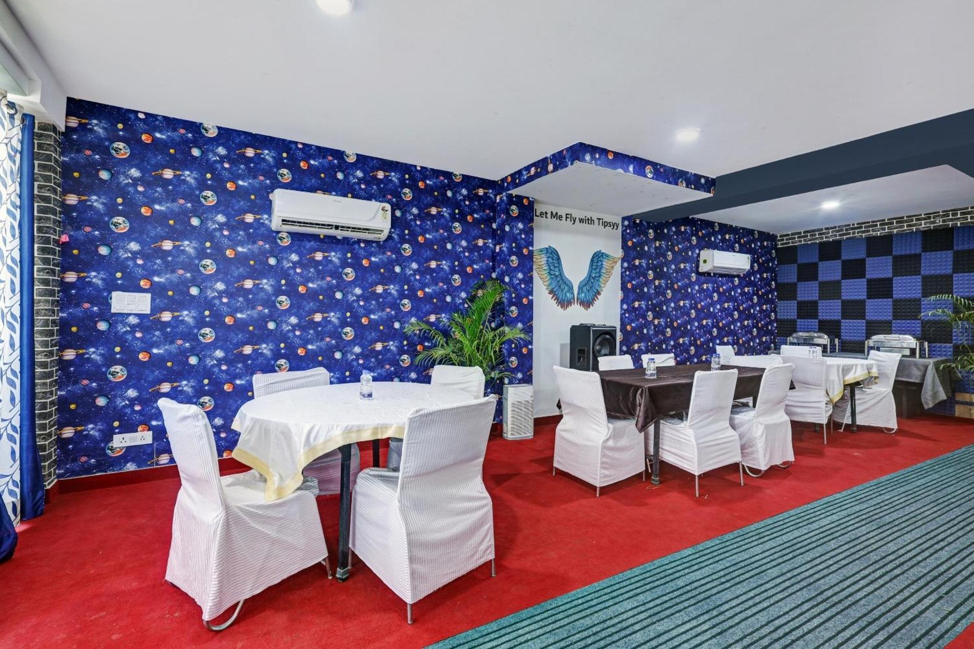 Super Townhouse Tipsyy Near Bestech Central Square Mall Gurgaon Exterior foto